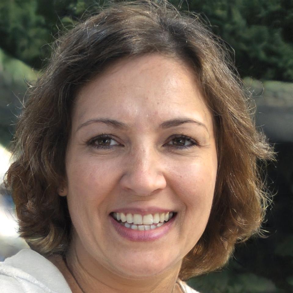 Siriporn Wattanakul - Typography Research Lead